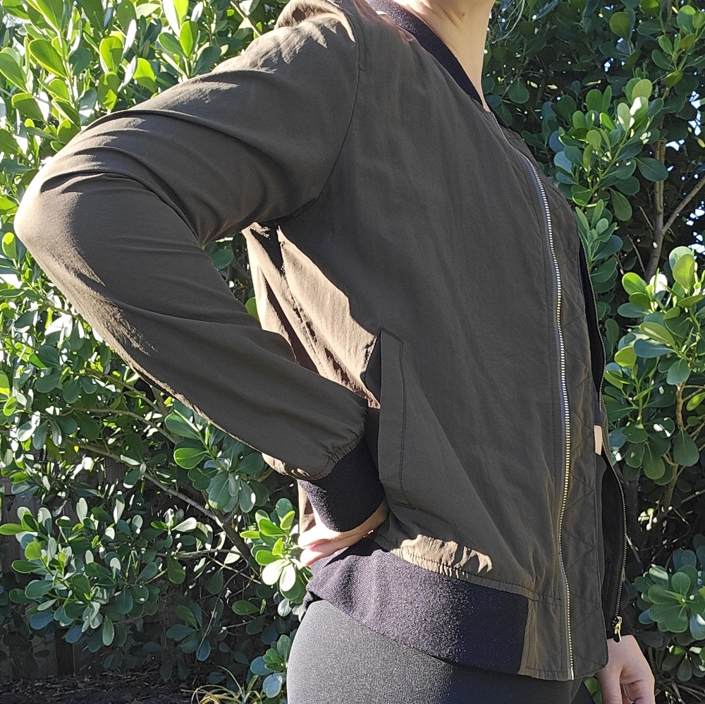 Zara Basic Olive Bomber Jacket Xs Lightweight Zip… - image 4